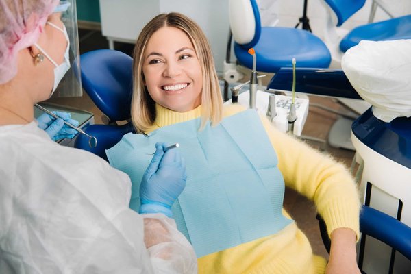 Comment se déroule une extraction dentaire ?