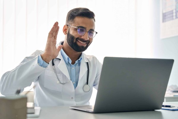 Y a-t-il des options de téléconsultation disponibles pour les patients?